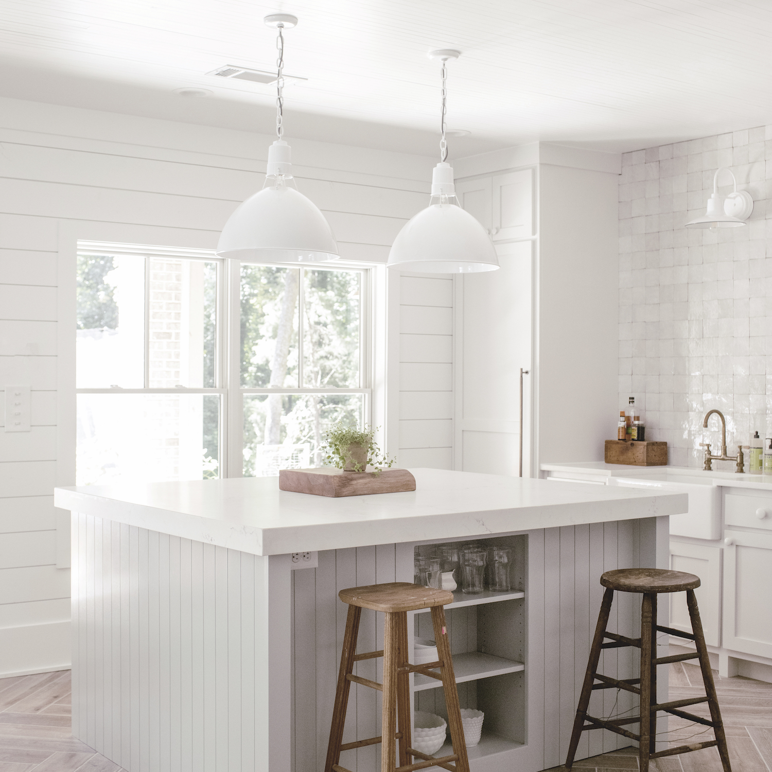 Wilcox Uplight Chain Hung Pendant | Photo Courtesy of Ashley Schoenith - Heirloomed Collection